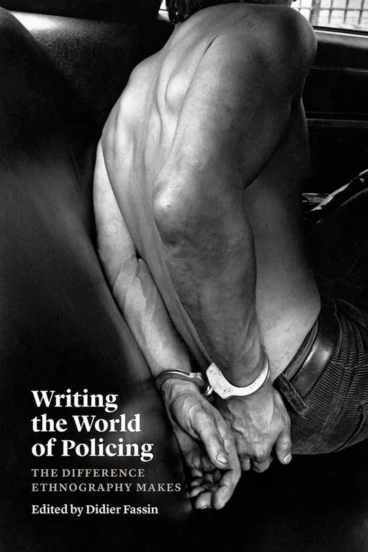Writing the World of Policing | 0:e upplagan Lågt pris