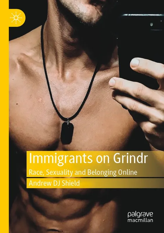 Handla nu Immigrants on Grindr | 1:a upplagan